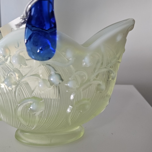 Fenton Lily of the Valley Basket - Picture 5 of 12